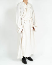 Load image into Gallery viewer, FW17 White Oversized Wool Overcoat