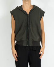 Load image into Gallery viewer, SS14 Sleeveless Perth Zip Hoodiie