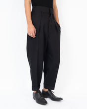 Load image into Gallery viewer, FW18 Black Highwaisted Trouser