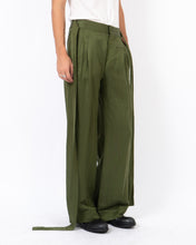 Load image into Gallery viewer, SS19 Belted Azul Khaki Trousers Sample