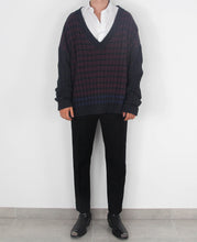 Load image into Gallery viewer, Oversized Runway Wool Sweater
