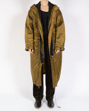 Load image into Gallery viewer, FW18 Nylon Coat