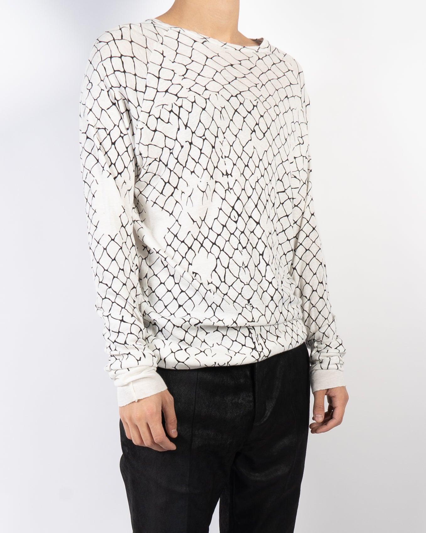 SS16 Printed White Longsleeve Knit