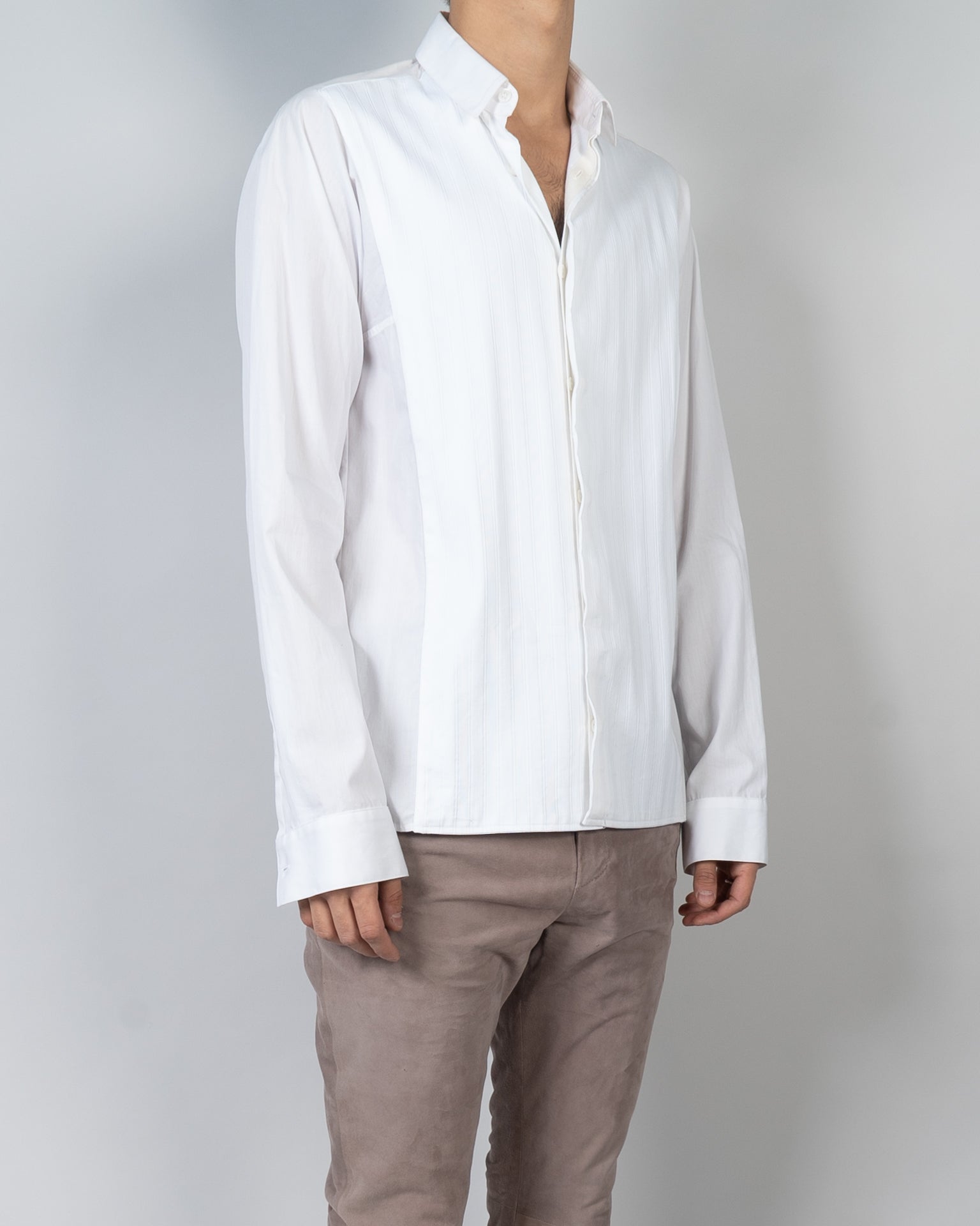 SS20 Turn Back Detail Byron White Shirt Sample