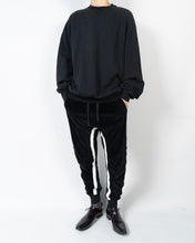 Load image into Gallery viewer, FW20 Black Perth Sweater