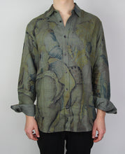 Load image into Gallery viewer, Green Parrot Shirt