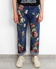 Load image into Gallery viewer, Floral Painted Cropped Denim