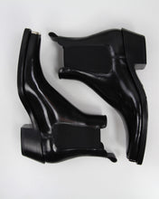 Load image into Gallery viewer, Metal Toe Cap Leather Chelsea Boots