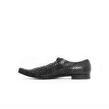 Load image into Gallery viewer, FW14 Black Pointed Python Oxfords
